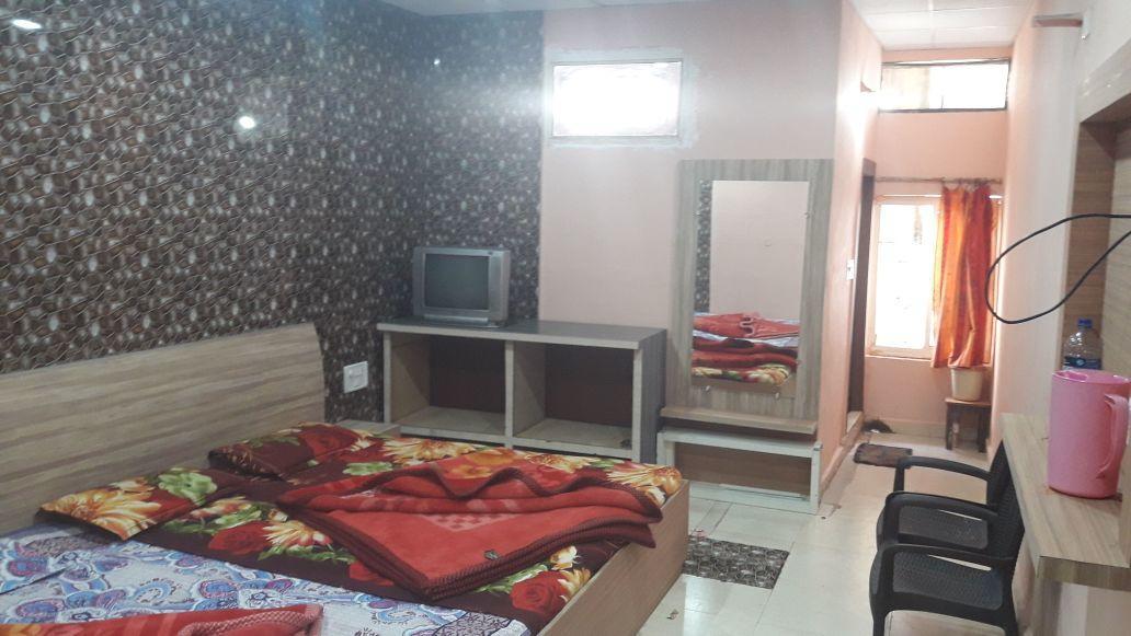 Hotel Parikalp Pachmarhī Kültér fotó